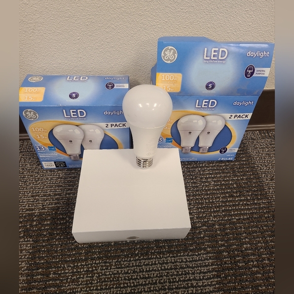 GE LED Daylight 100W Replacement Light Bulbs 2-Pack - Picture 4 of 5